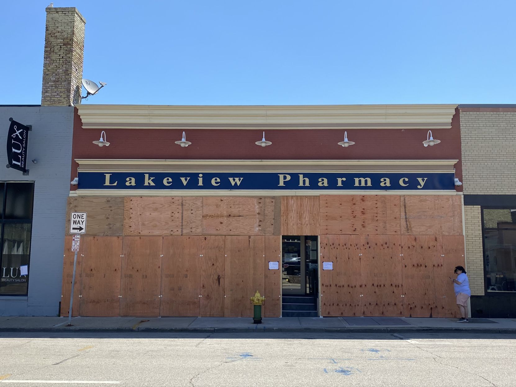 Lakeview Pharmacy